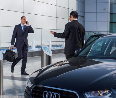 Airport Transfer Service In Oman _ Royale Drive