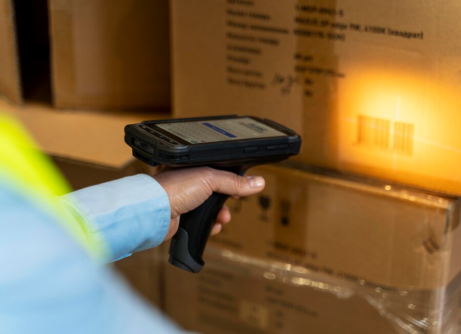 close-up-scanning-box_23-2148923094