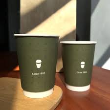 downCustom Compostable Packagingload (1)