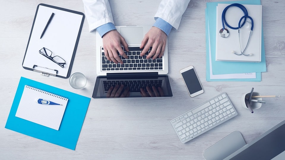 What Does a Dental Hygienist Do?
