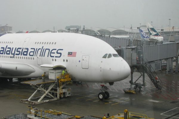 plane-226466_1280