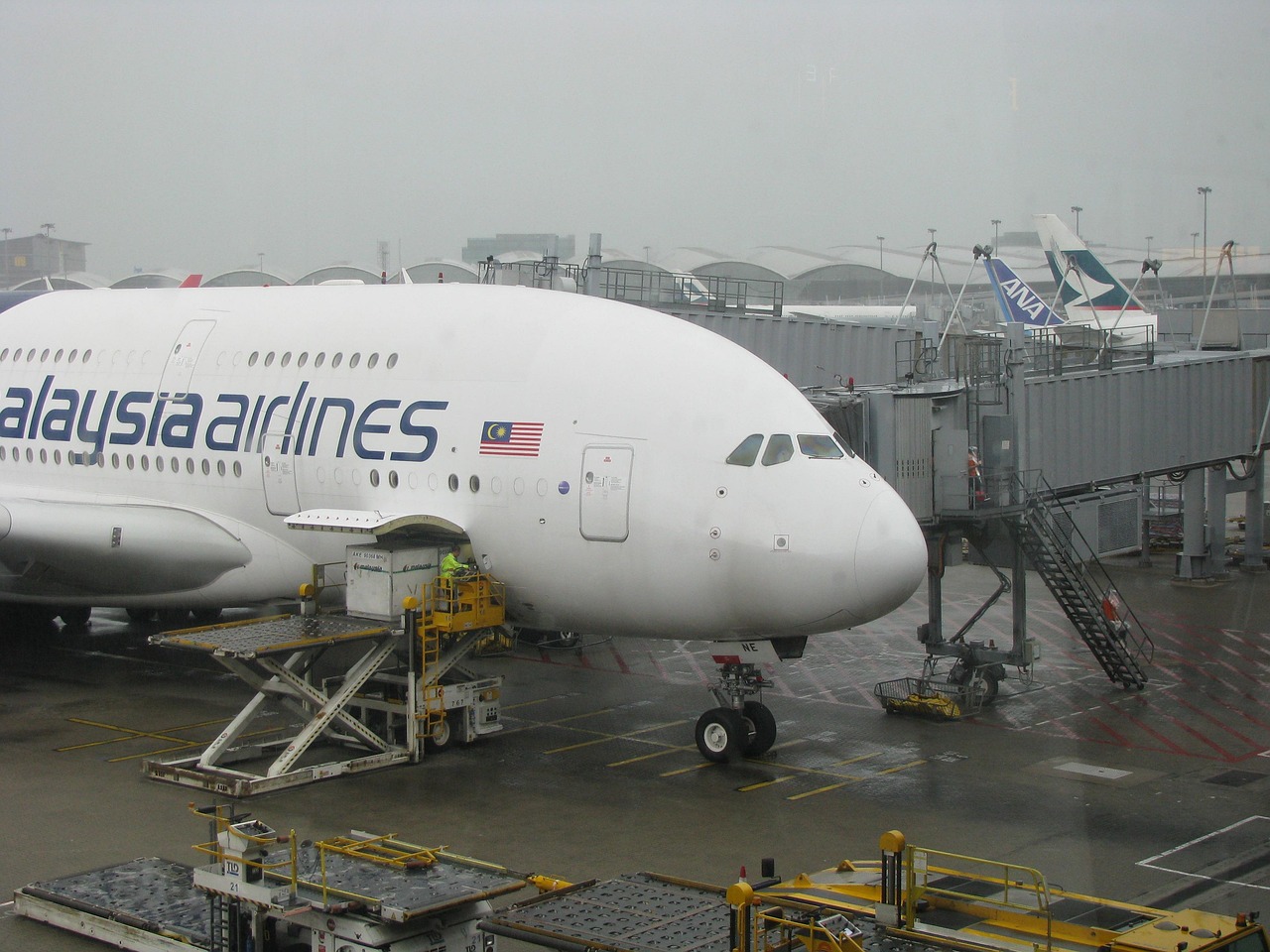 plane-226466_1280