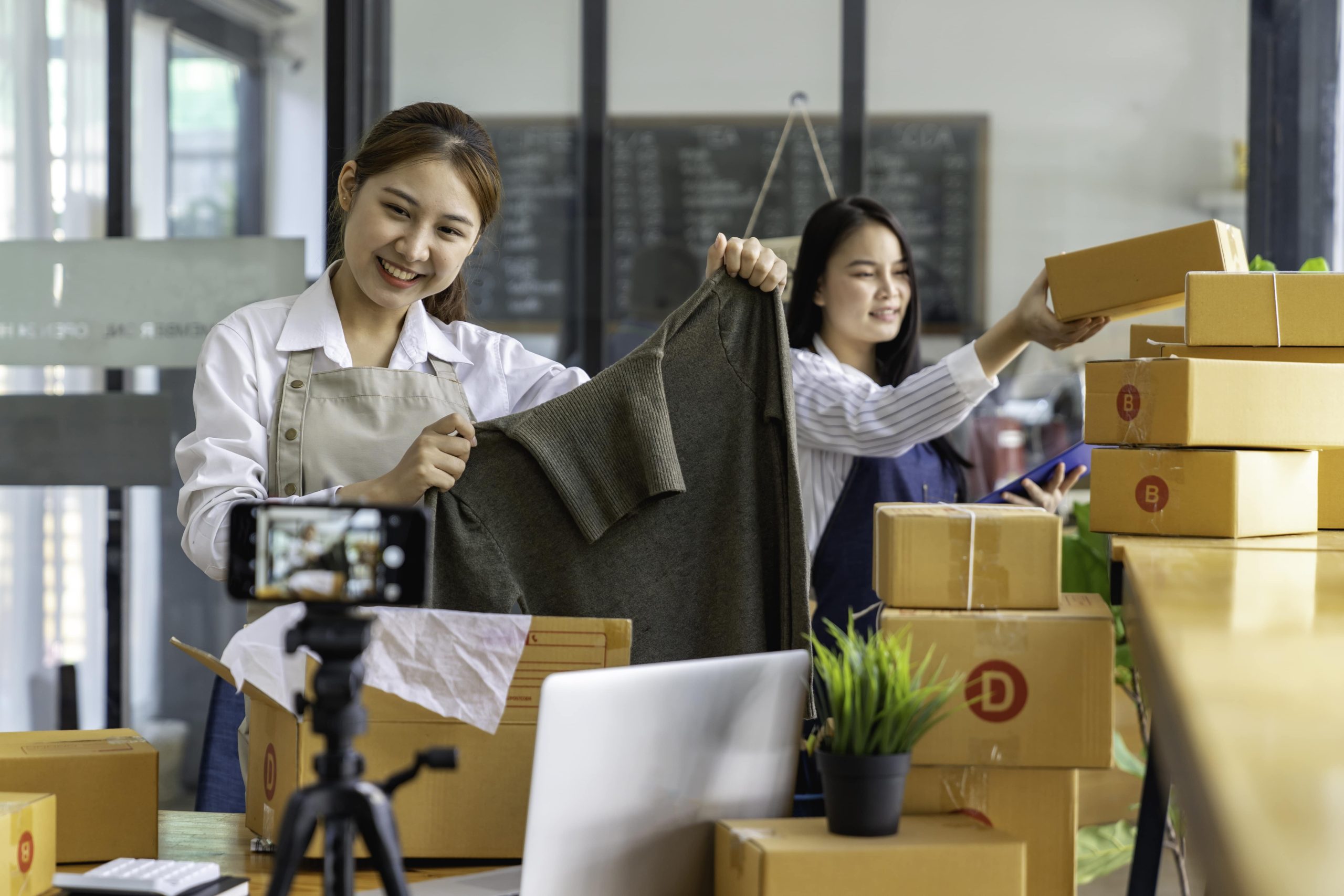 startup-small-business-sme-beautiful-asian-entrep-2025-02-18-04-48-43-utc-min