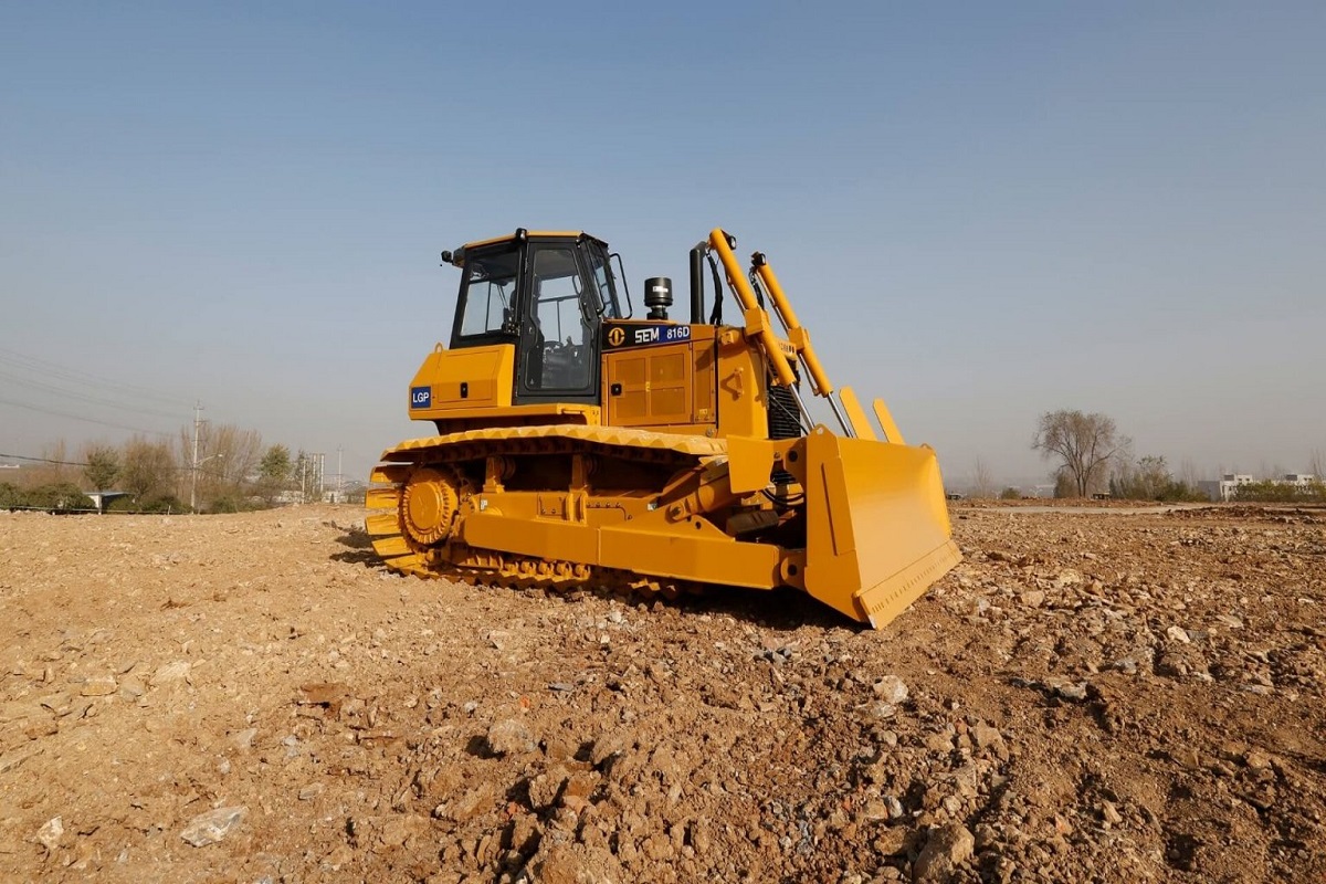 track-type-tractor-822-blog-1200x800-2 (12)